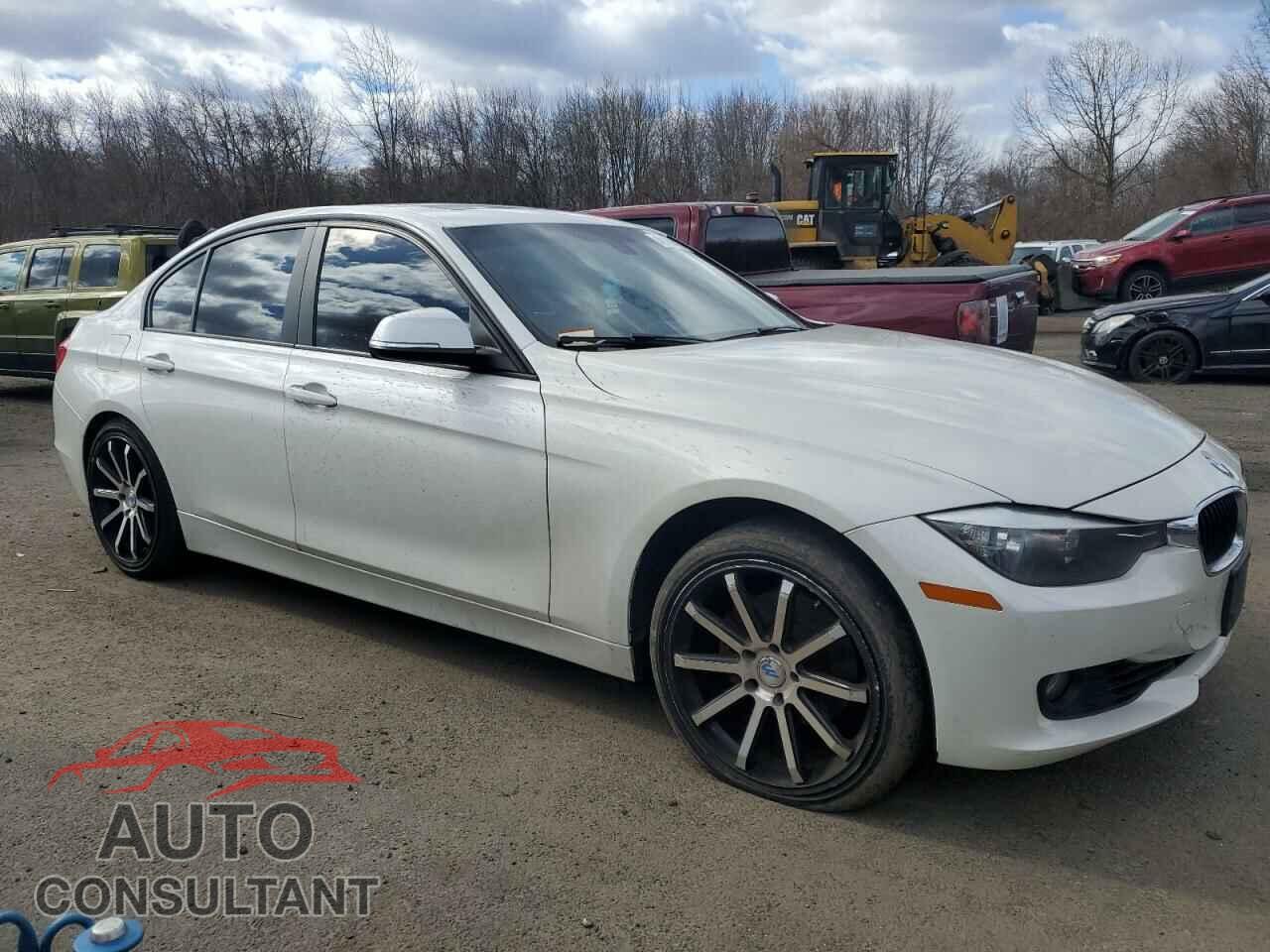 BMW 3 SERIES 2013 - WBA3B3C51DF537721