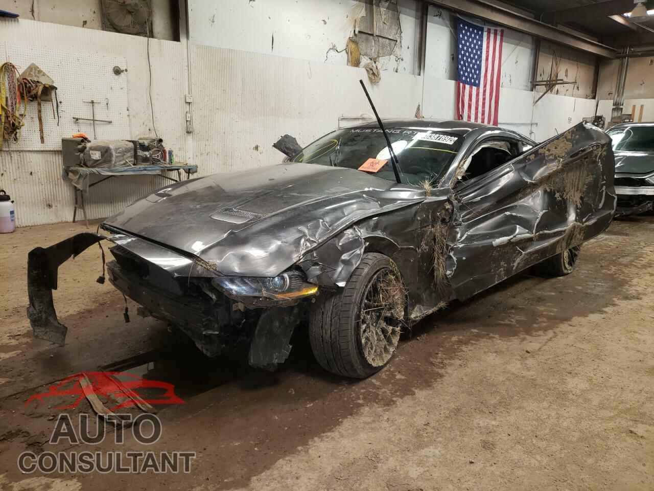 FORD MUSTANG 2019 - 1FA6P8CF9K5201749