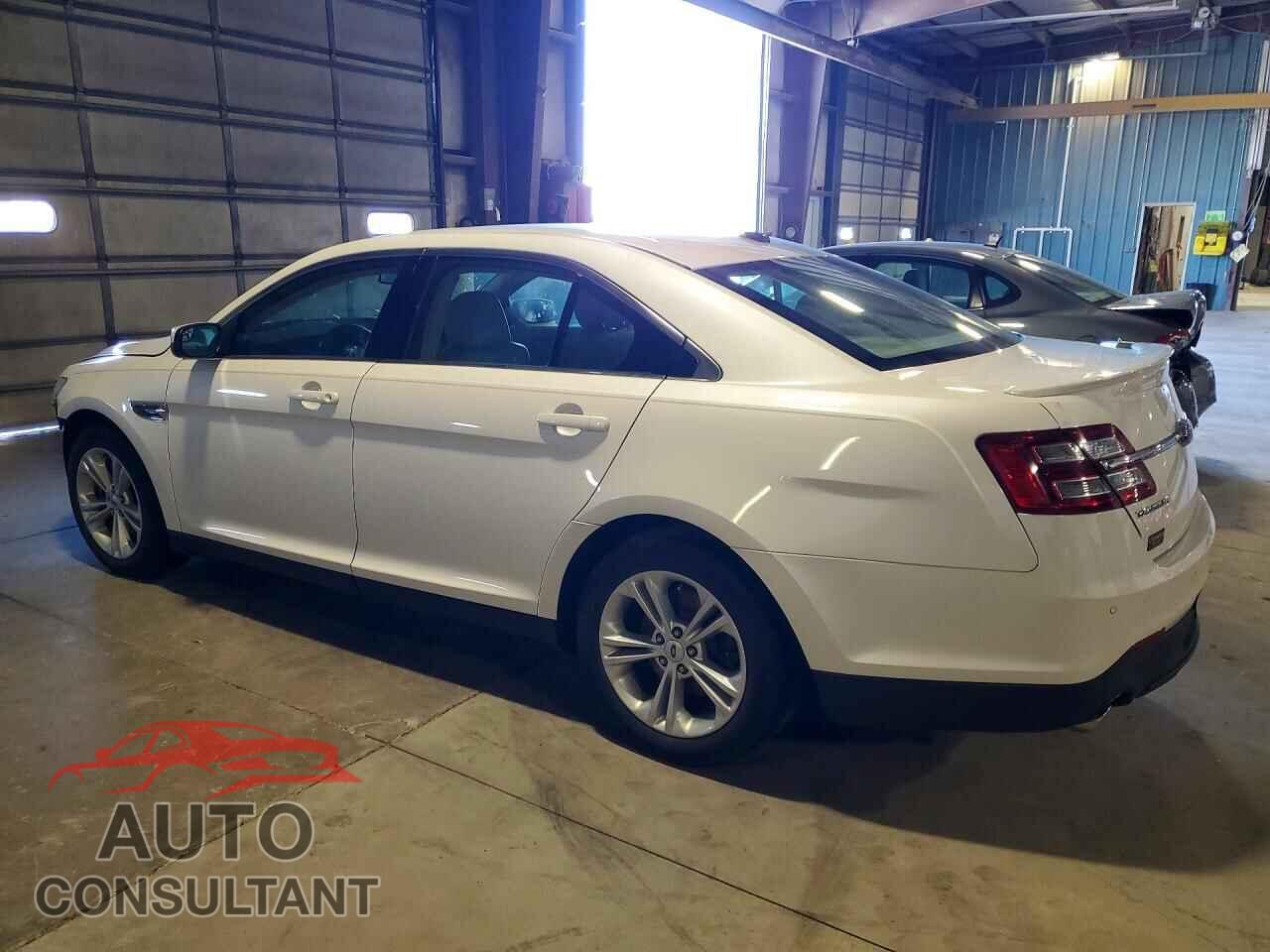 FORD TAURUS 2015 - 1FAHP2E89FG133368