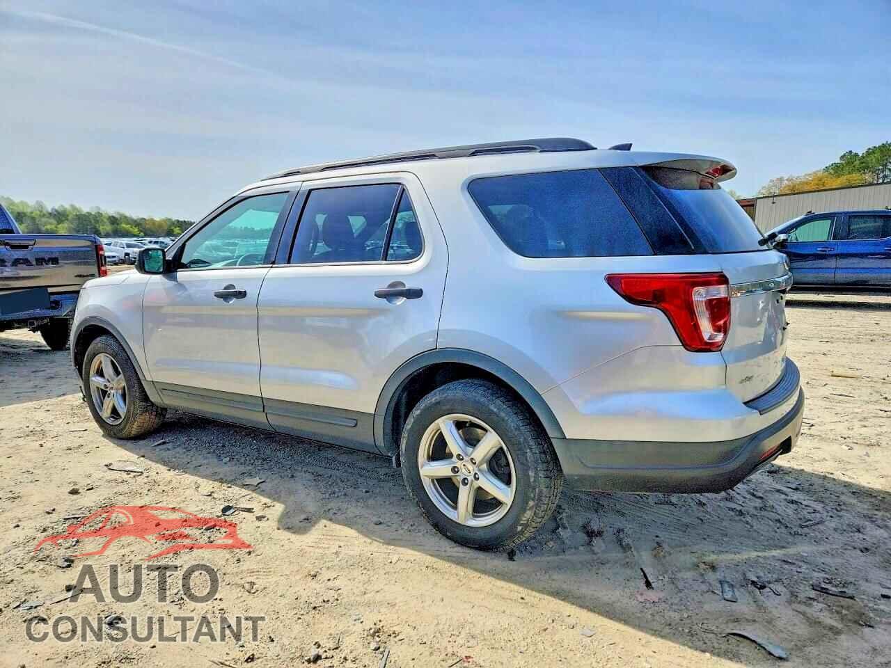 FORD EXPLORER 2018 - 1FM5K7B82JGB02948