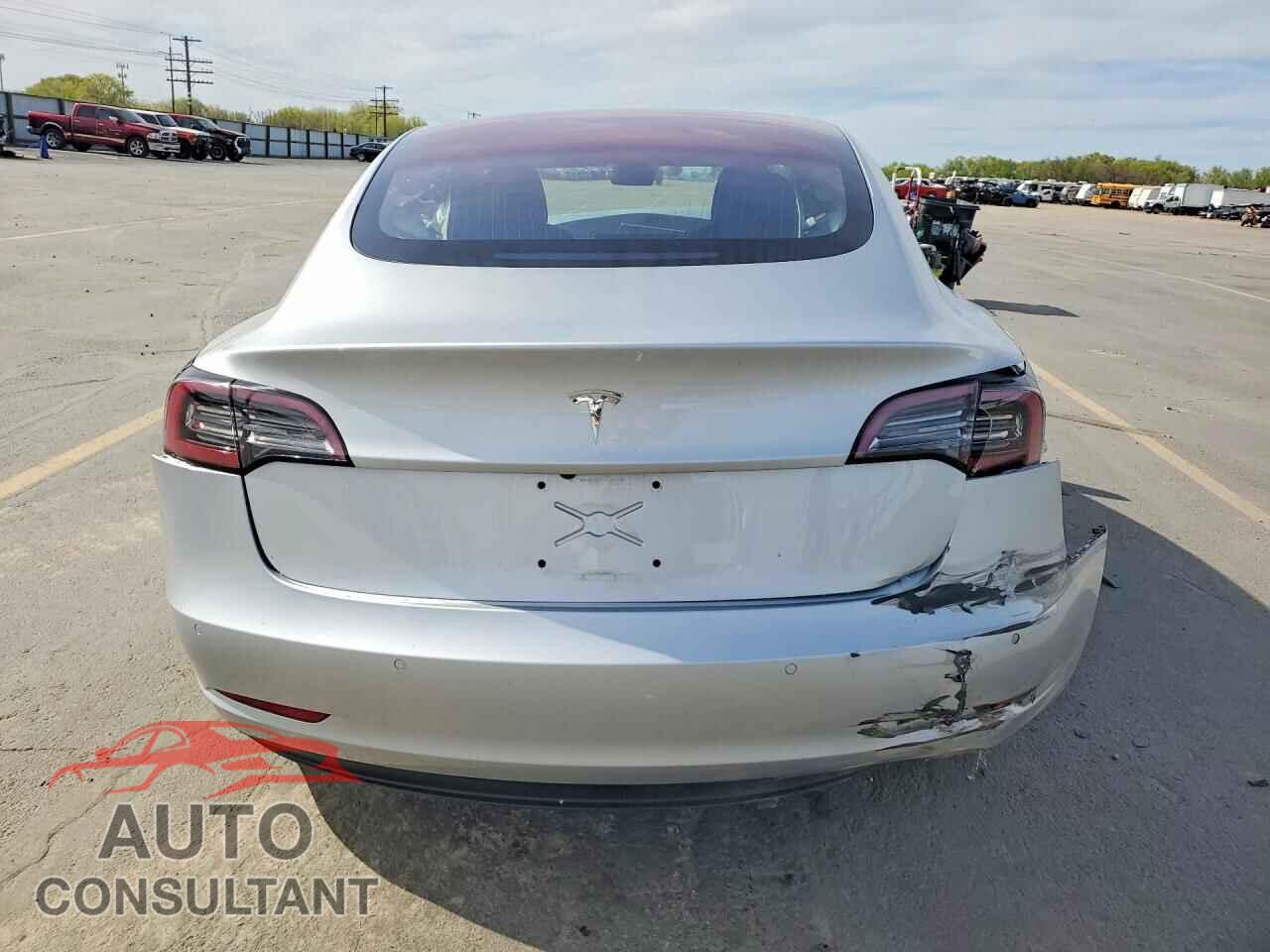 TESLA MODEL 3 2018 - 5YJ3E1EA2JF006987