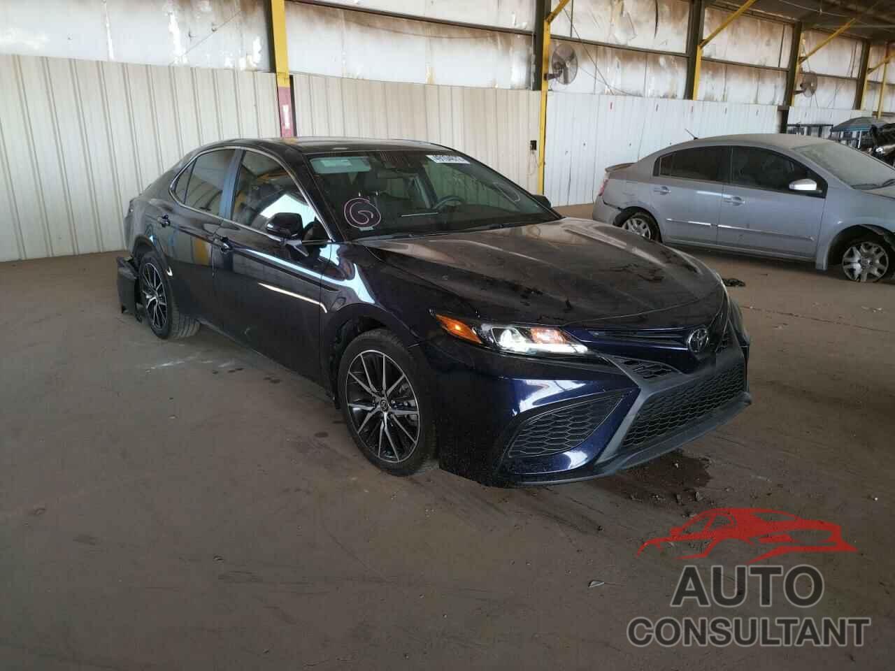 TOYOTA CAMRY 2021 - 4T1G11AK1MU420913