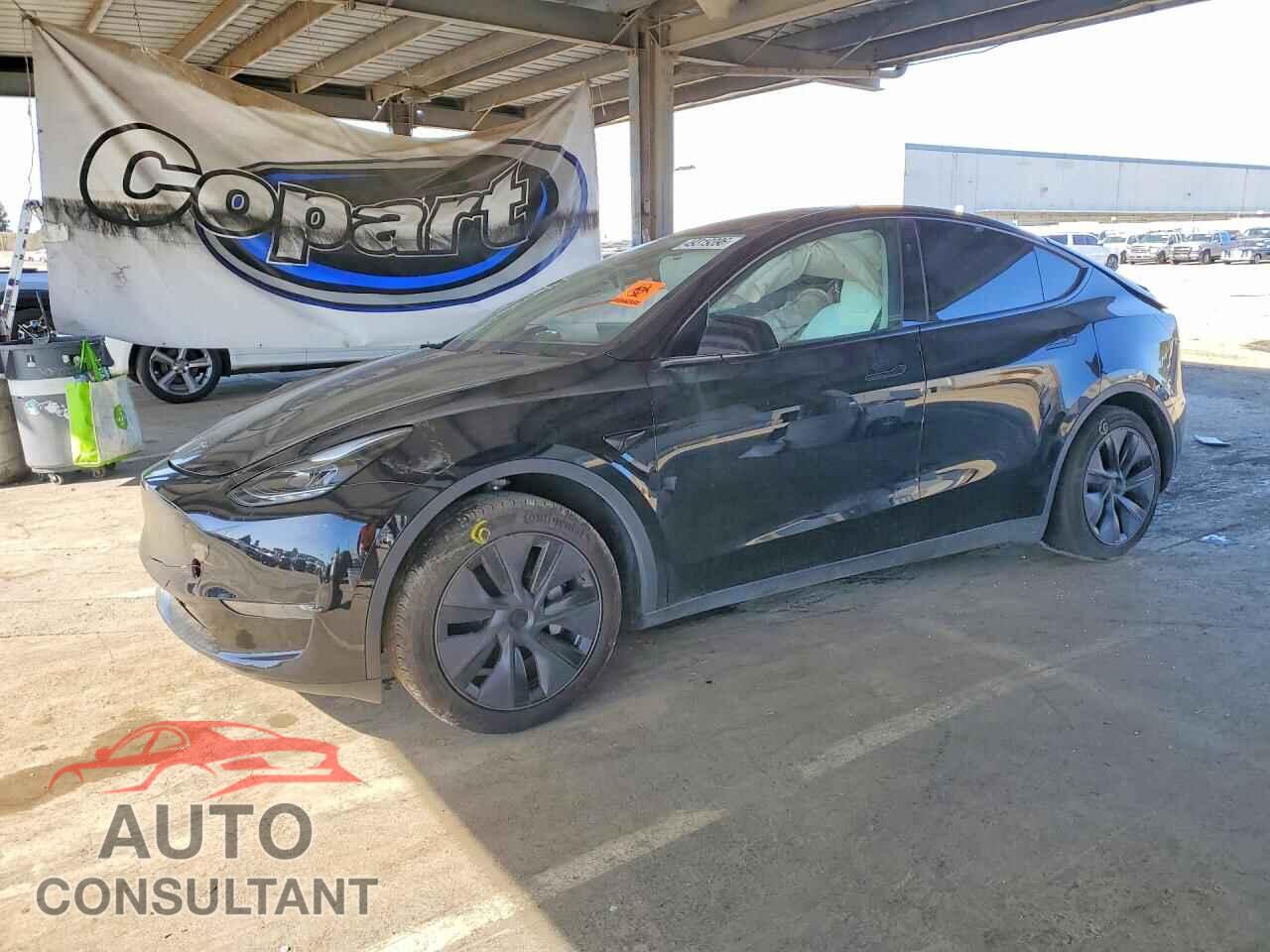 TESLA MODEL Y 2025 - 7SAYGDED0SF320234