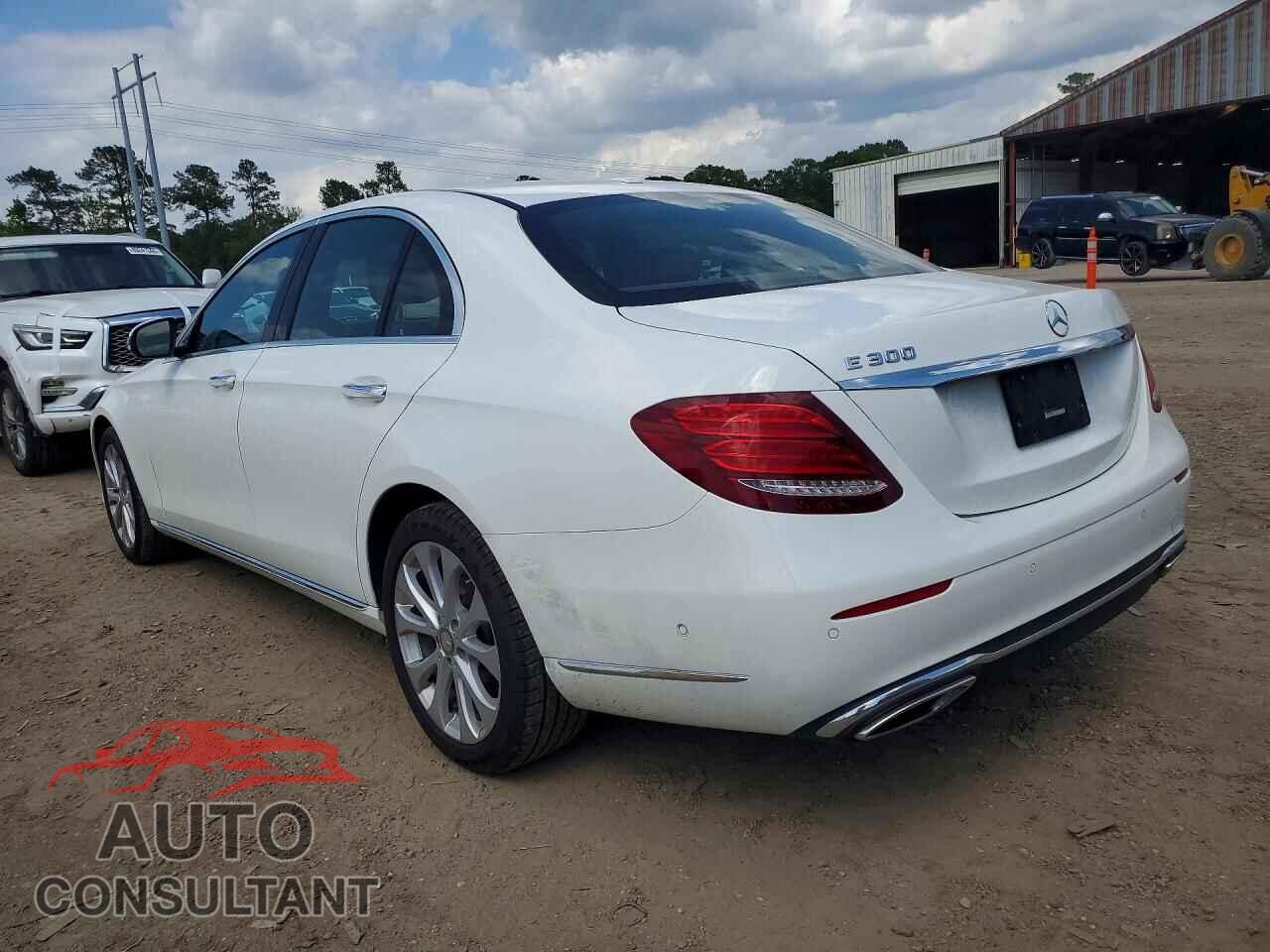 MERCEDES-BENZ E-CLASS 2017 - WDDZF4JB0HA084877