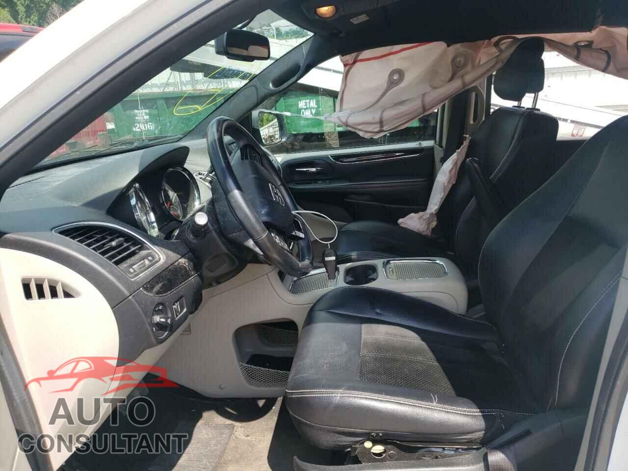 DODGE GRAND CARA 2017 - 2C4RDGCG5HR589075