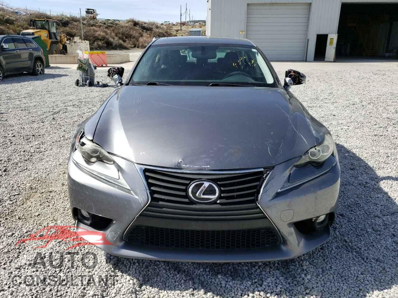 LEXUS IS 2014 - JTHCF1D29E5002657