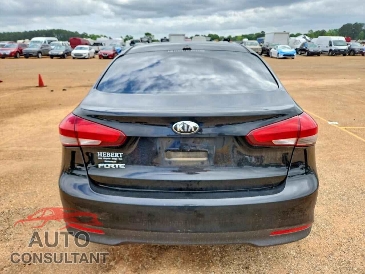 KIA FORTE 2017 - 3KPFK4A72HE081335