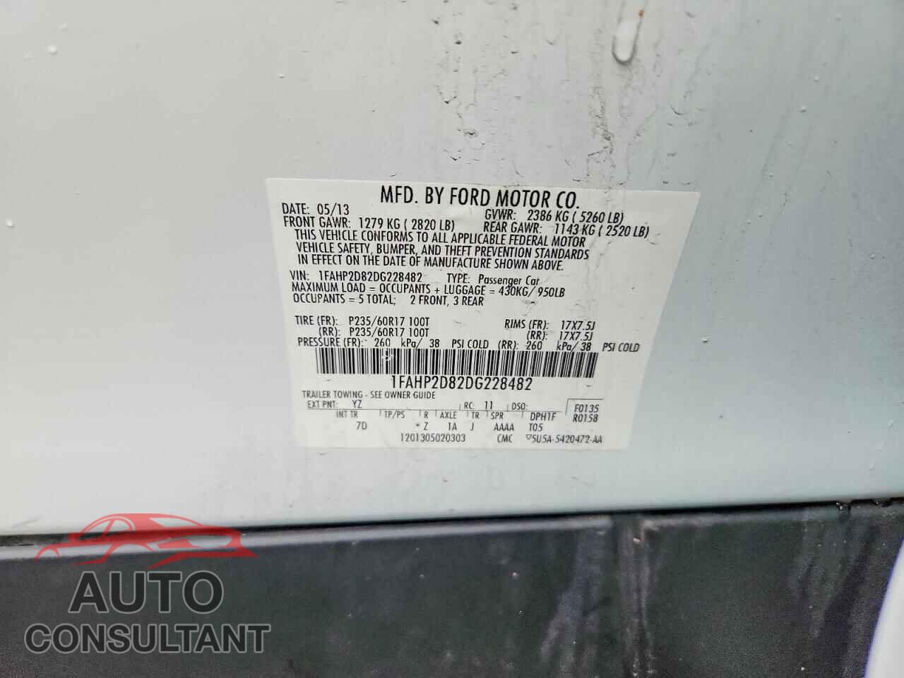 FORD TAURUS 2013 - 1FAHP2D82DG228482