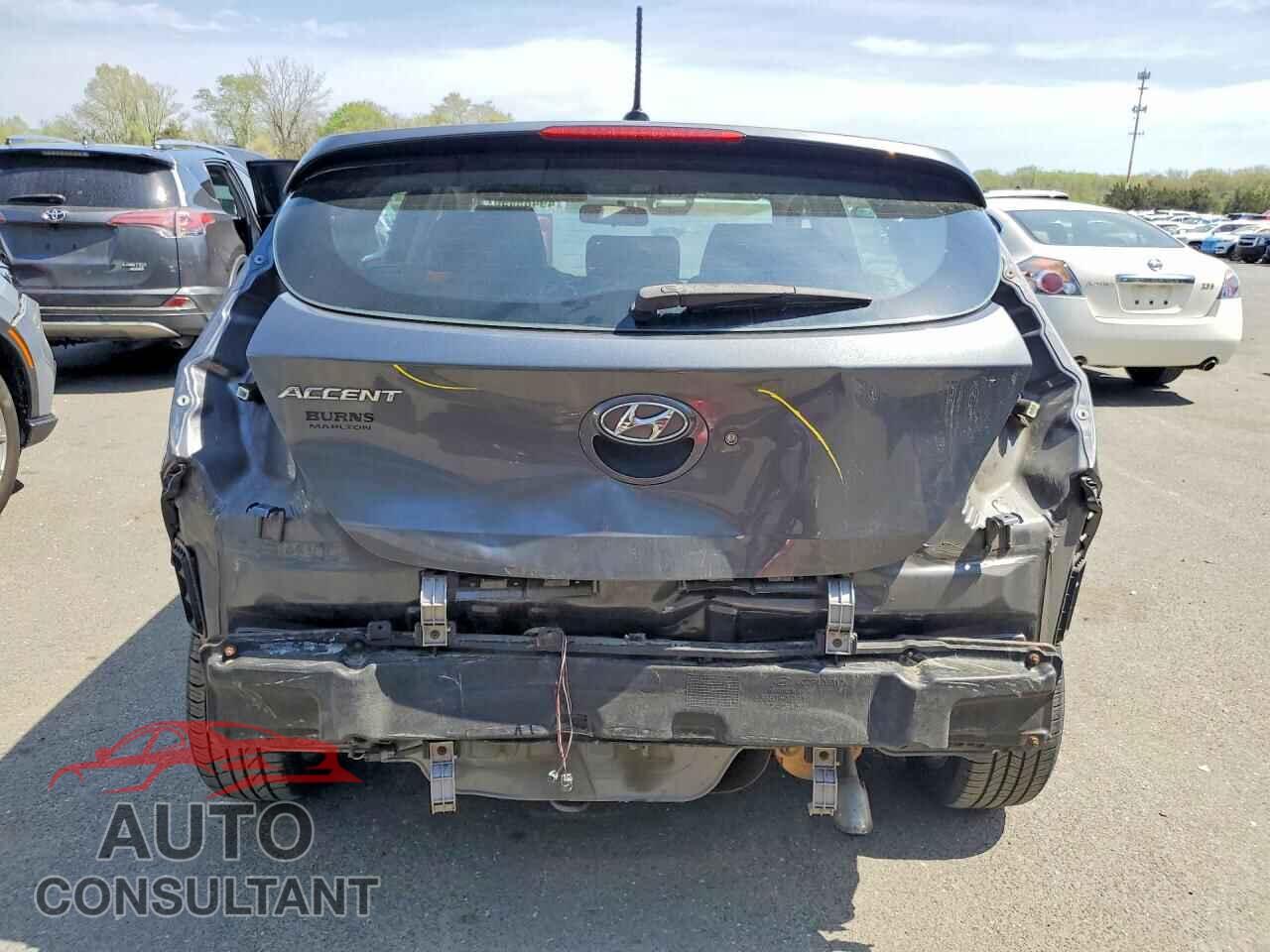 HYUNDAI ACCENT 2012 - KMHCU5AEXCU041267