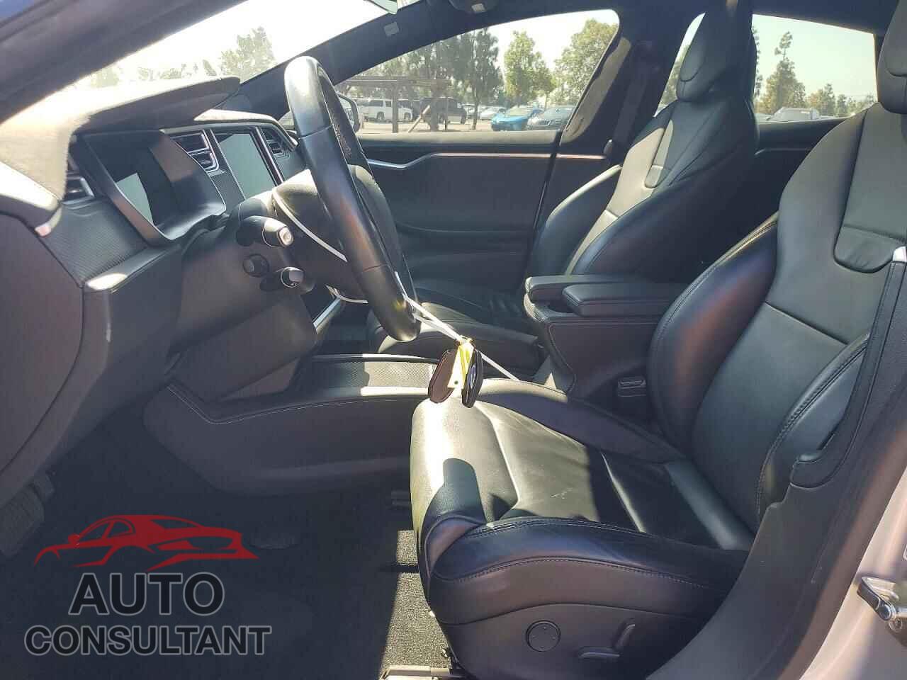 TESLA MODEL S 2017 - 5YJSA1E16HF196150