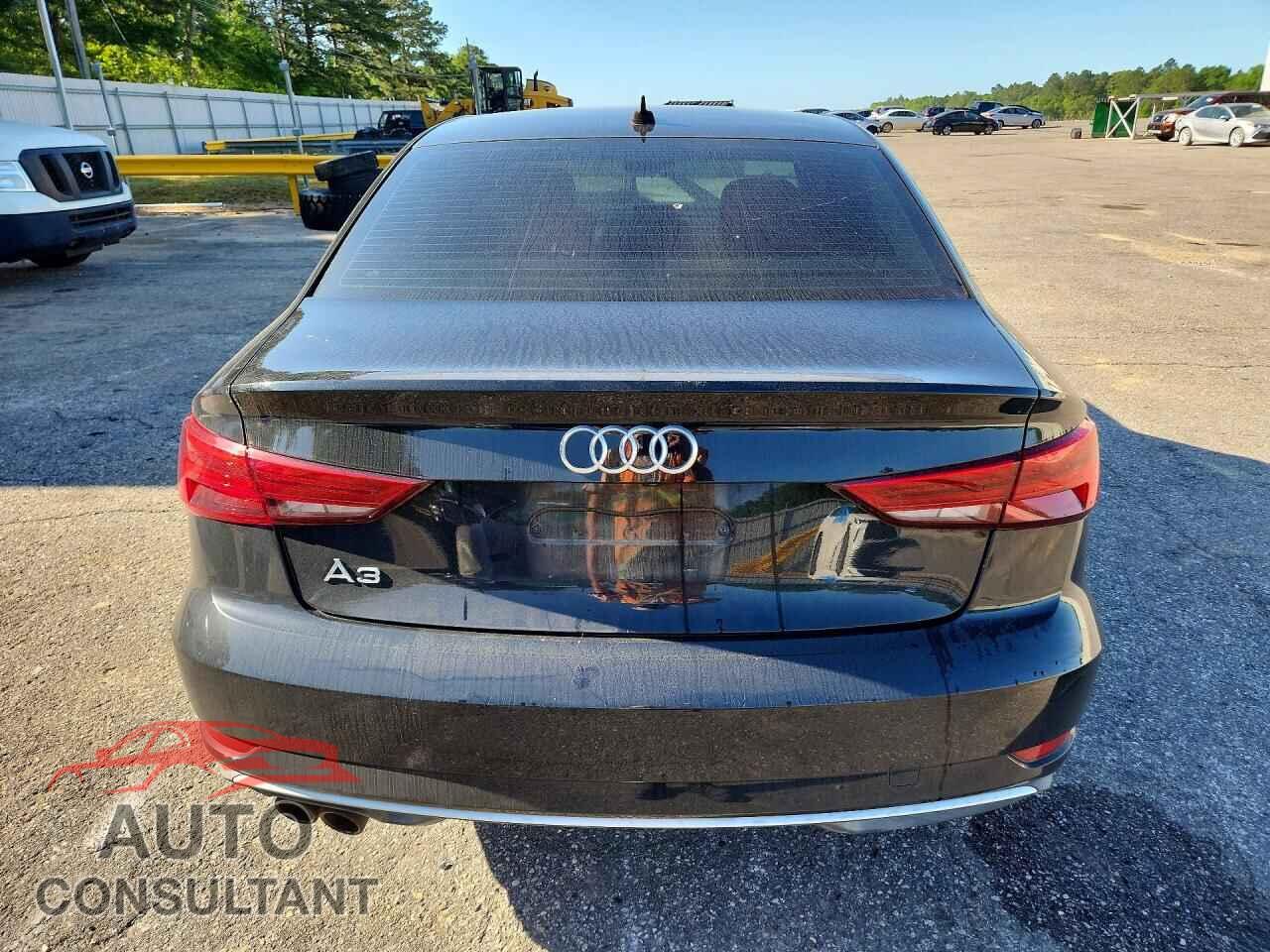 AUDI A3 2018 - WAUAUGFF8J1005064