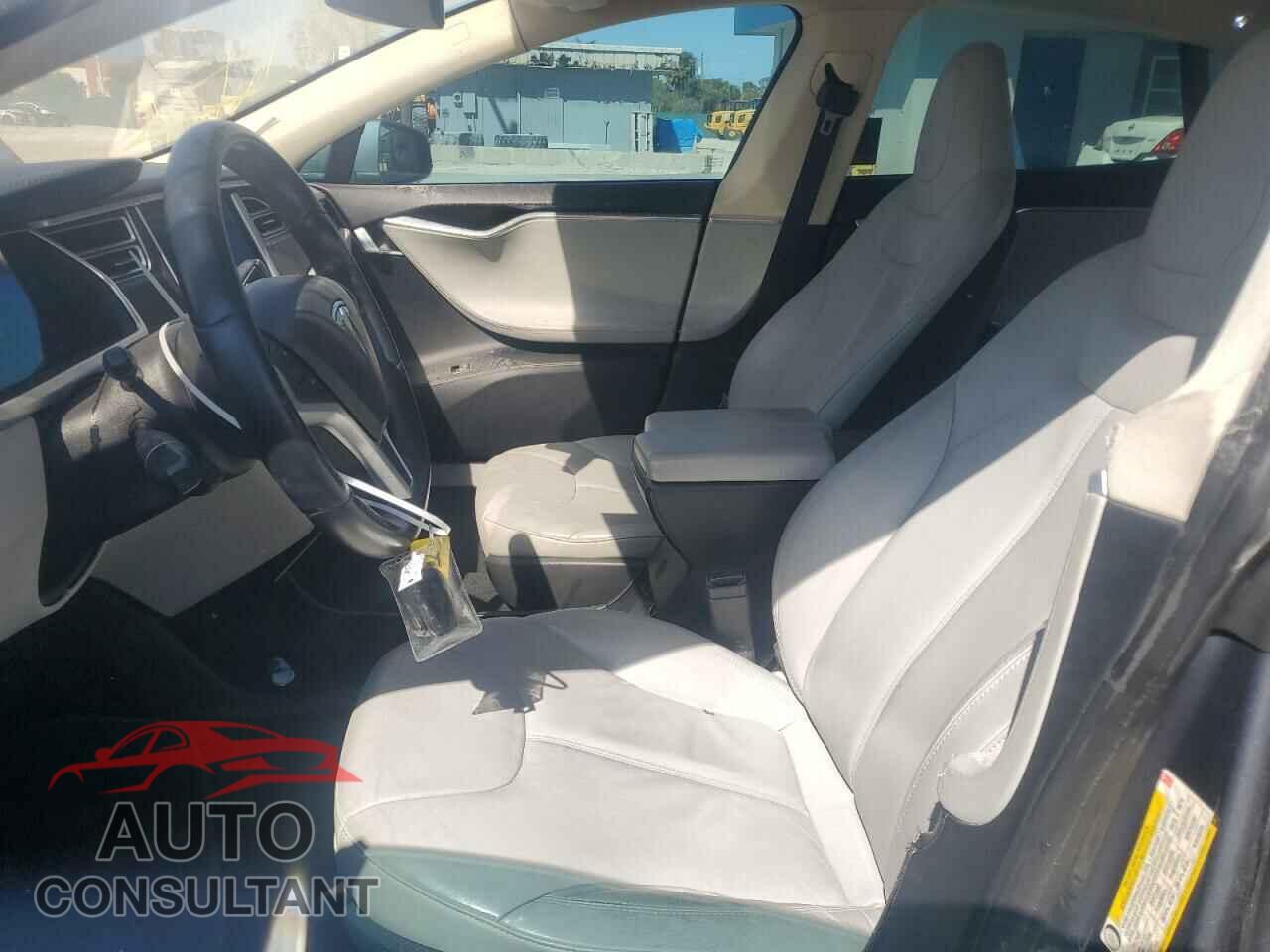 TESLA MODEL S 2013 - 5YJSA1CNXDFP13322