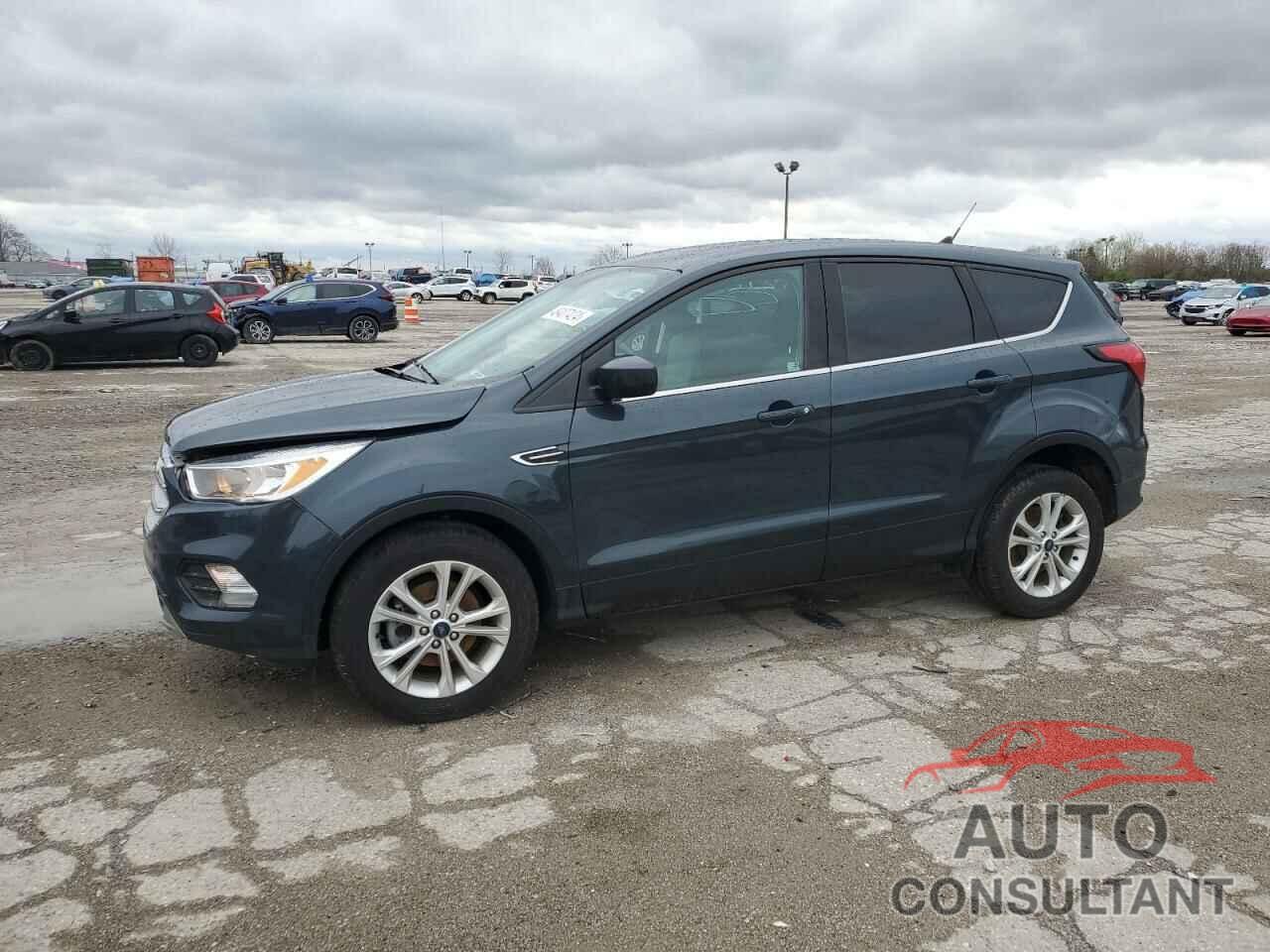 FORD ESCAPE 2019 - 1FMCU0GD5KUB52986