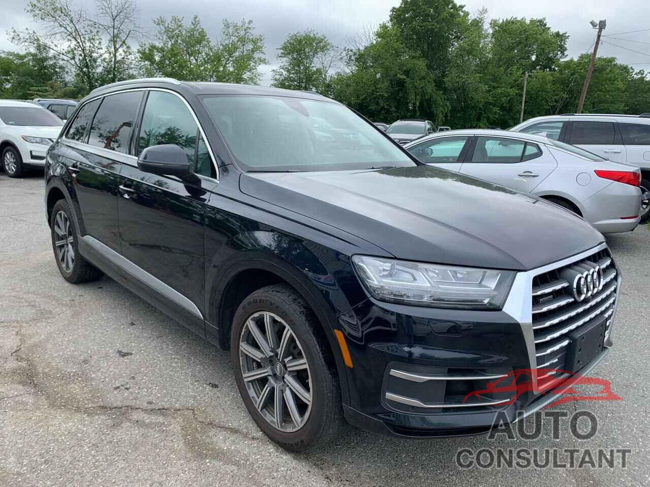 AUDI Q7 2017 - WA1LAAF70HD009140