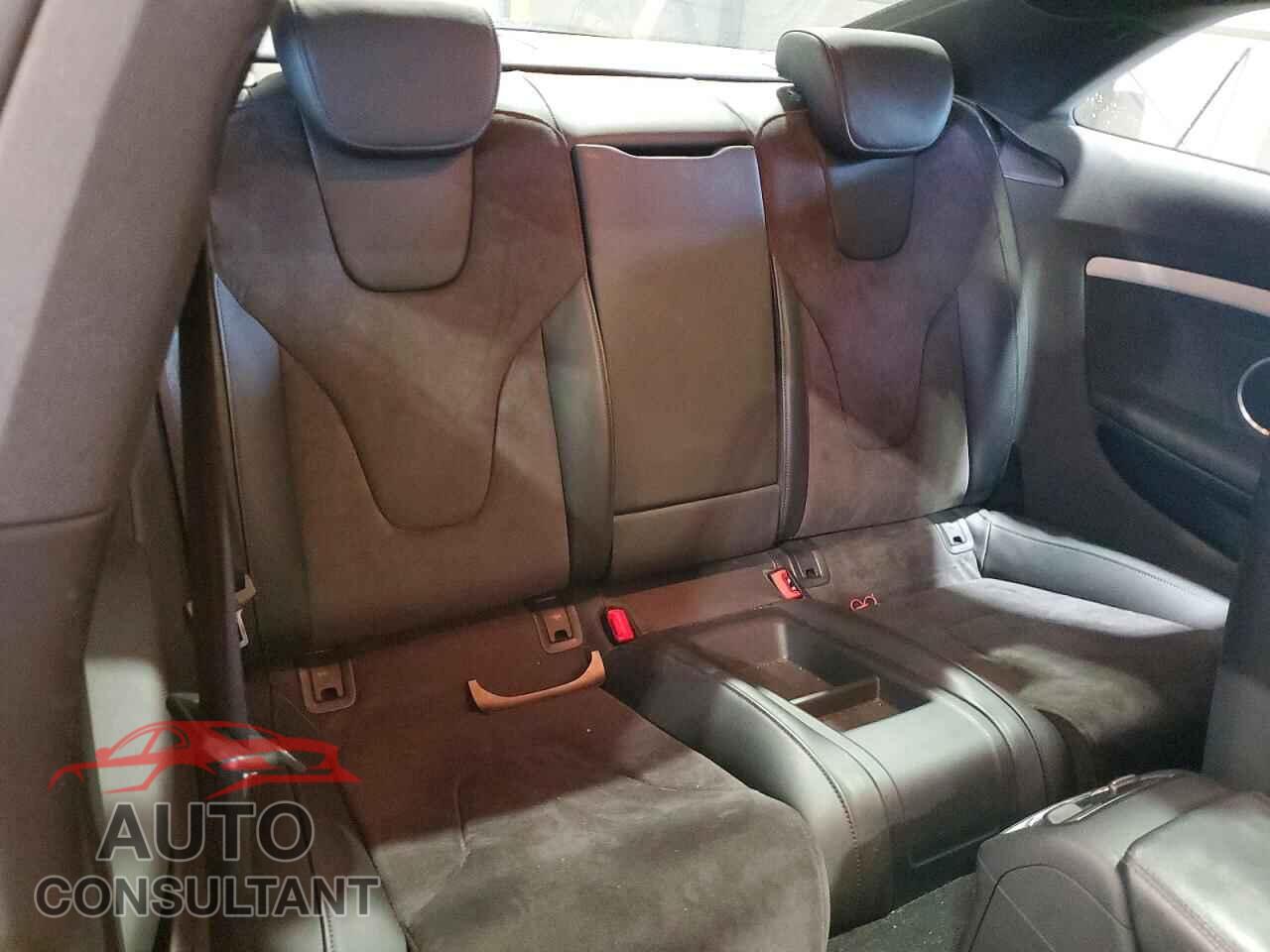 AUDI S5/RS5 2015 - WAUCGAFR9FA053624