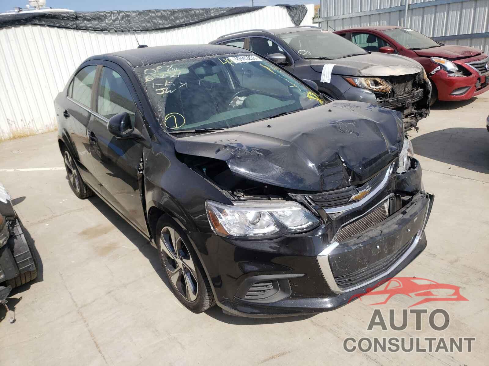 CHEVROLET SONIC 2019 - 1G1JF5SB9K4128238