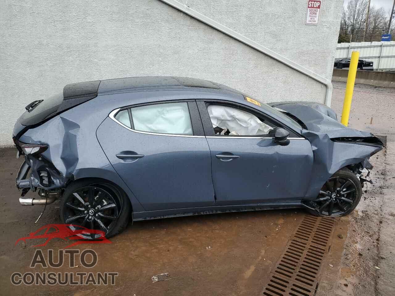 MAZDA 3 2023 - JM1BPBLMXP1610247