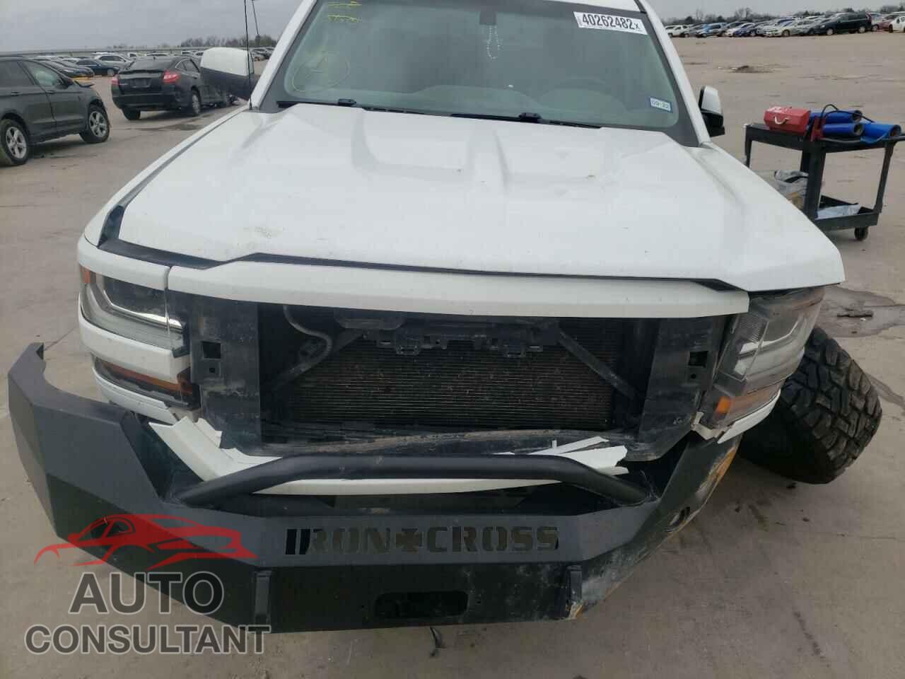 CHEVROLET SILVERADO 2016 - 3GCUKREC7GG304547