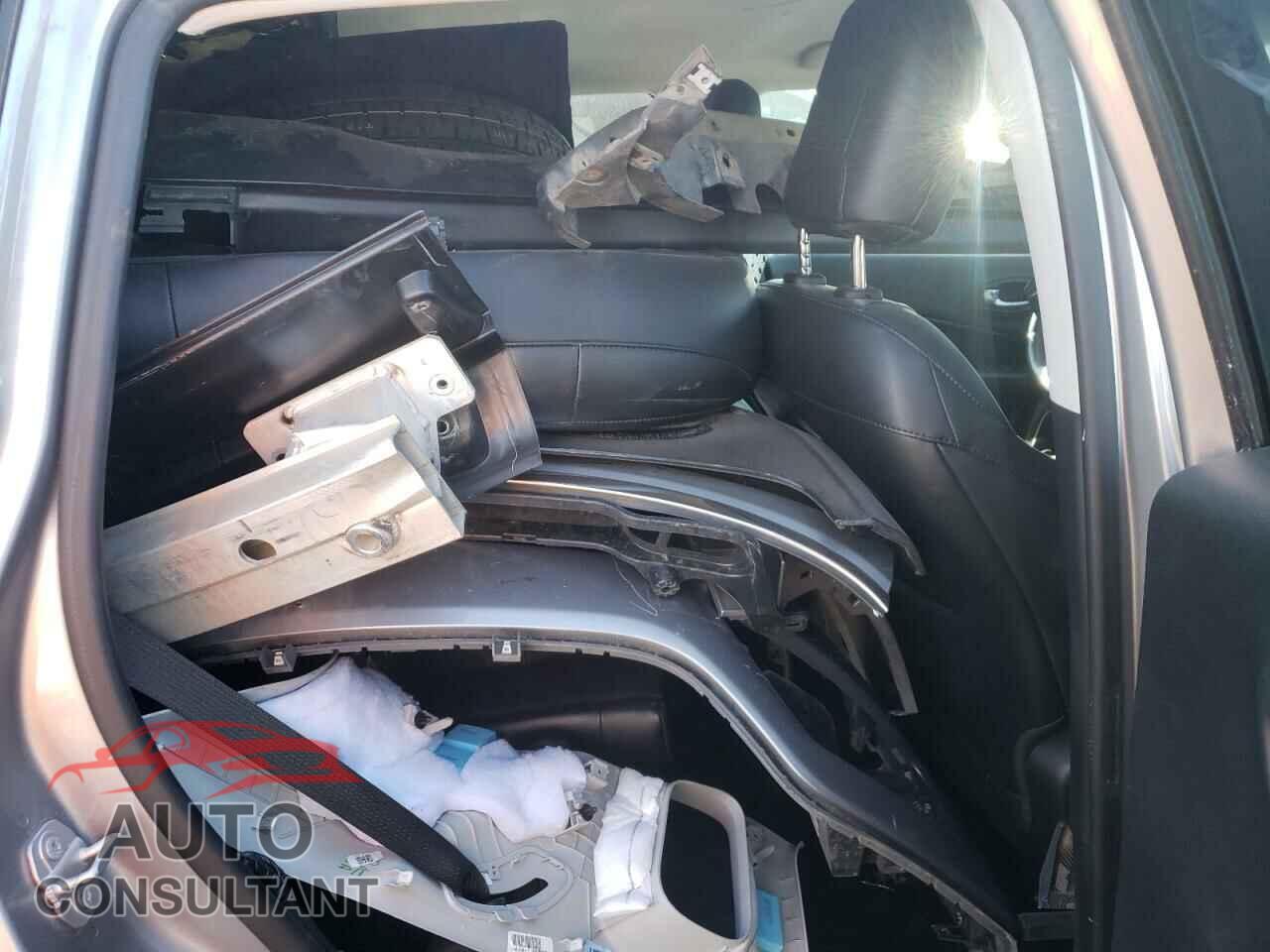 JEEP COMPASS 2019 - 3C4NJDCB6KT771821