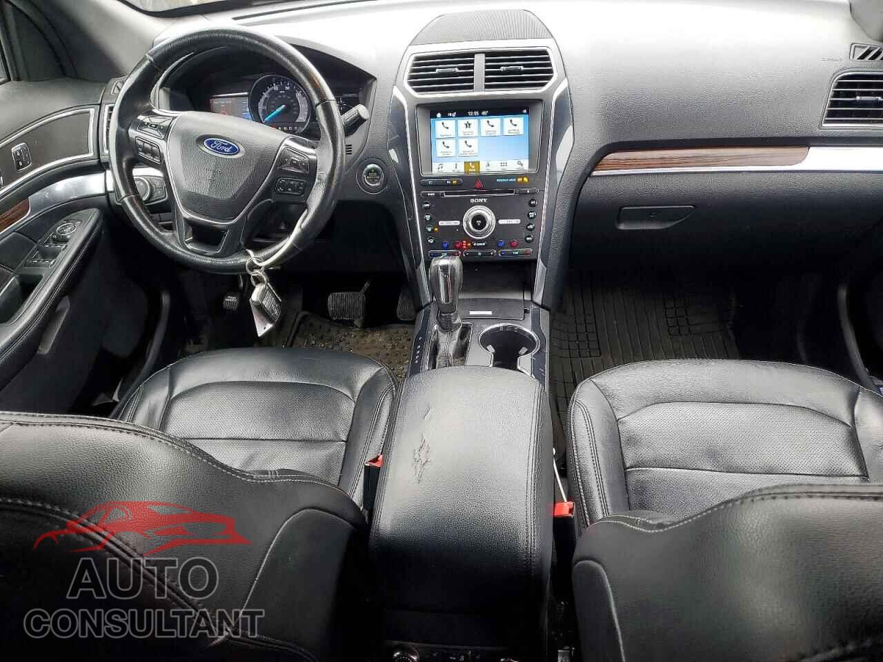 FORD EXPLORER 2018 - 1FM5K7F84JGB97846