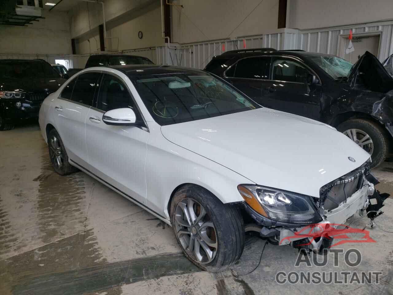 MERCEDES-BENZ C-CLASS 2016 - 55SWF4KB0GU110815