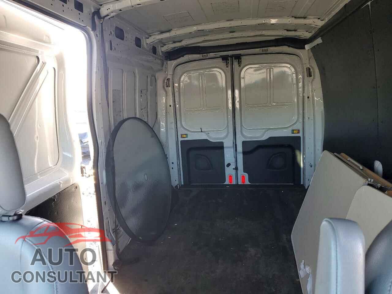 FORD TRANSIT 2015 - 1FTNR2CV8FKA10223