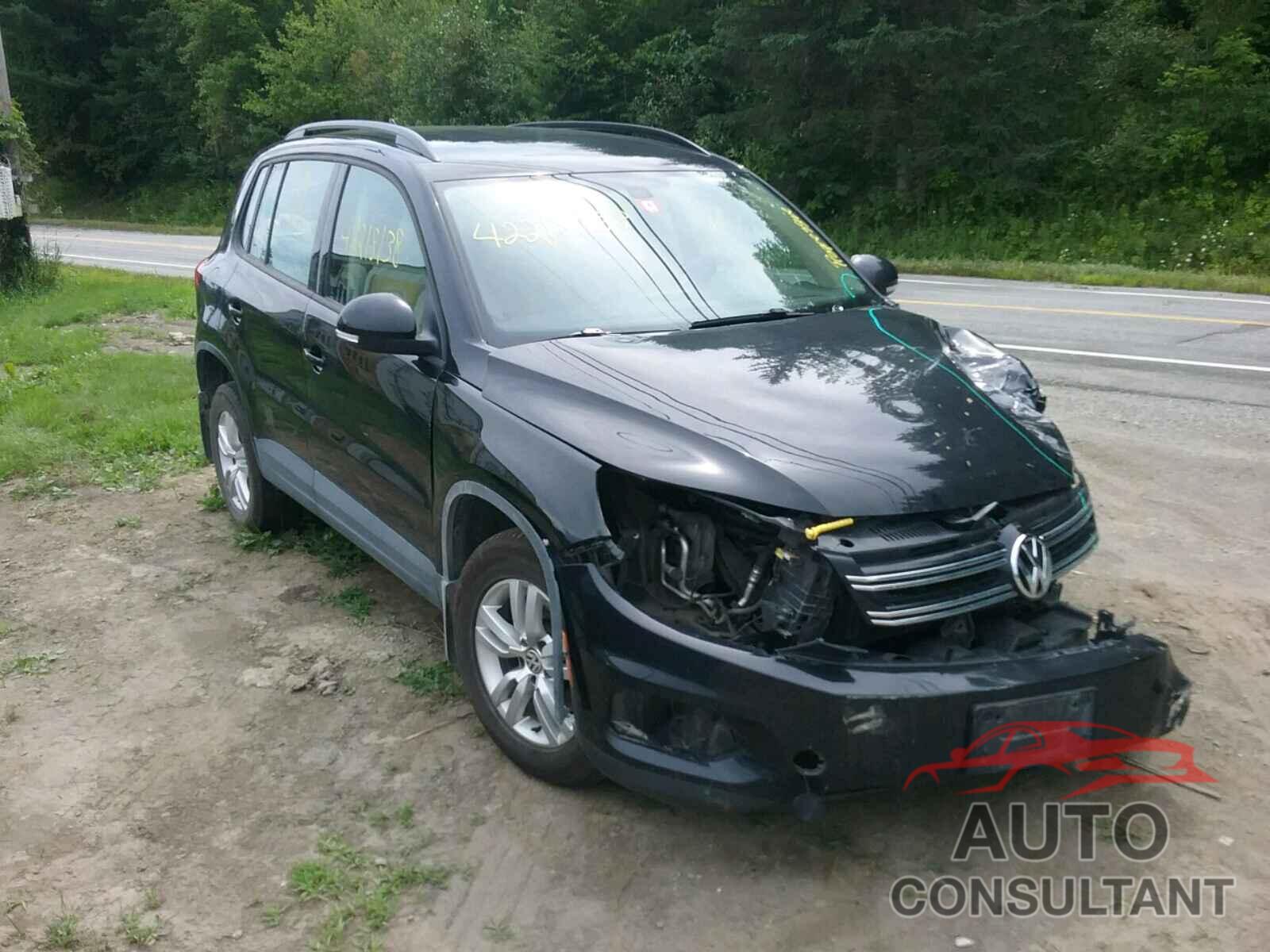 VOLKSWAGEN TIGUAN S 2017 - WVGBV7AX5HK017032