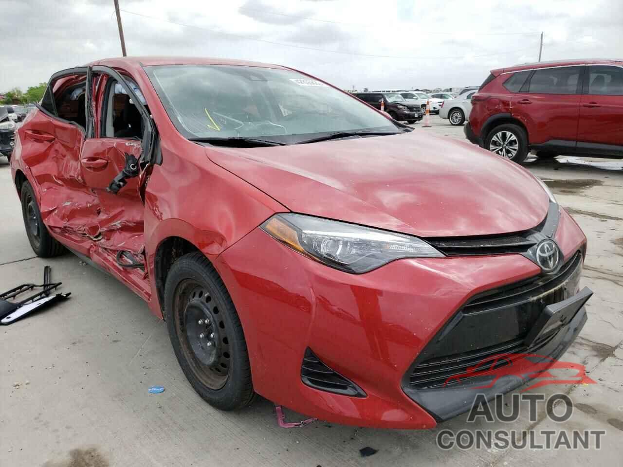 TOYOTA COROLLA 2018 - 5YFBURHE7JP816213