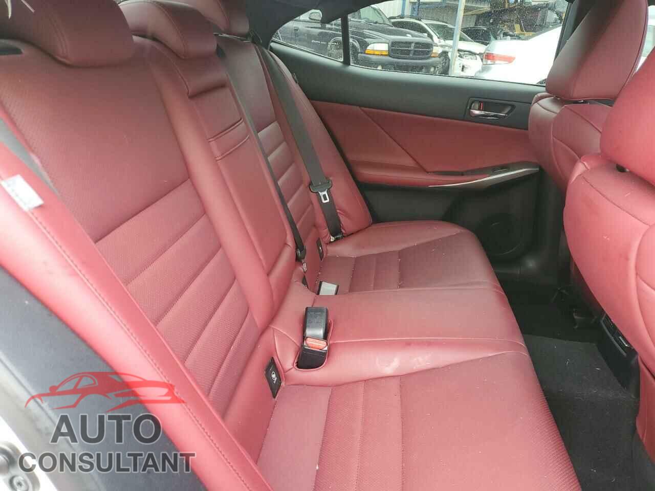 LEXUS IS 2015 - JTHBF1D27F5060425