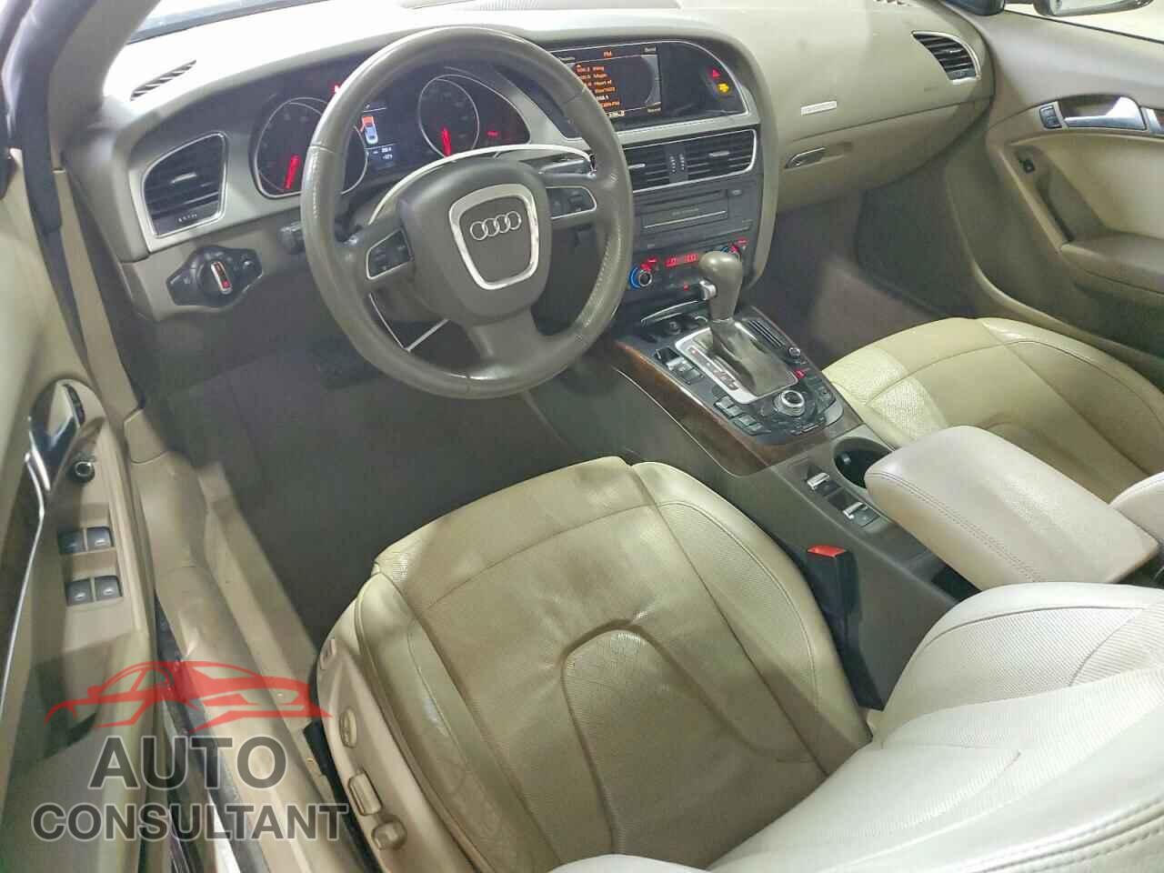 AUDI A5 2011 - WAULFAFH7BN003205