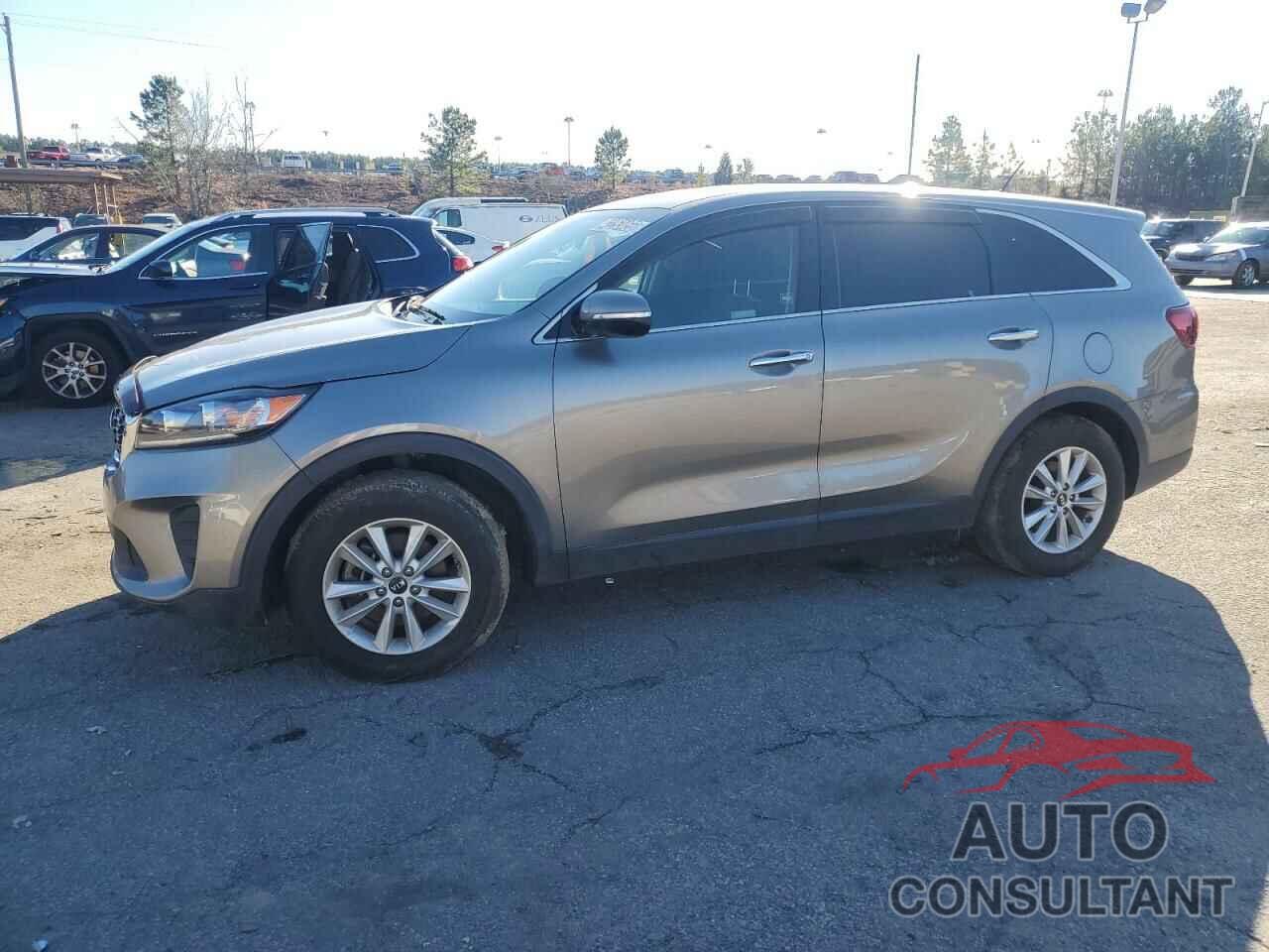KIA SORENTO 2019 - 5XYPG4A38KG551378