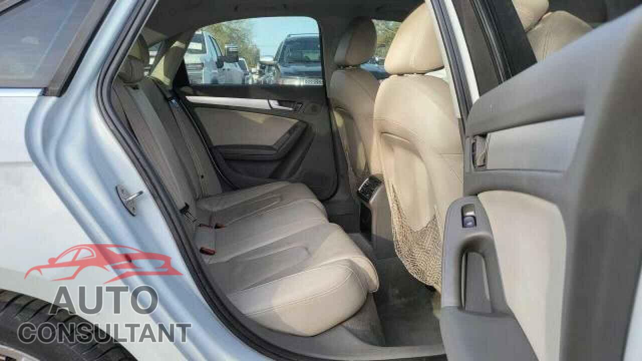 AUDI A4 2012 - WAUFFAFL3CA120273