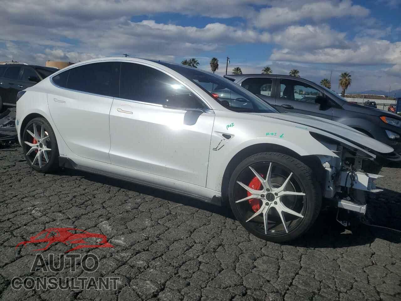 TESLA MODEL 3 2019 - 5YJ3E1EA5KF485617