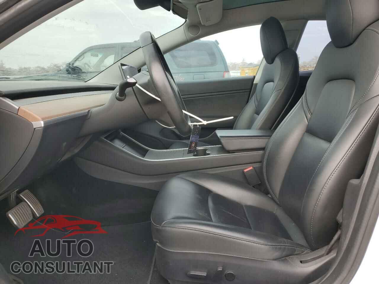 TESLA MODEL 3 2018 - 5YJ3E1EA5JF063491