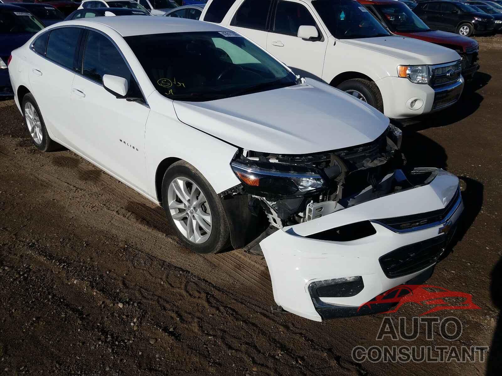 CHEVROLET MALIBU 2018 - 1G1ZD5ST5JF181670