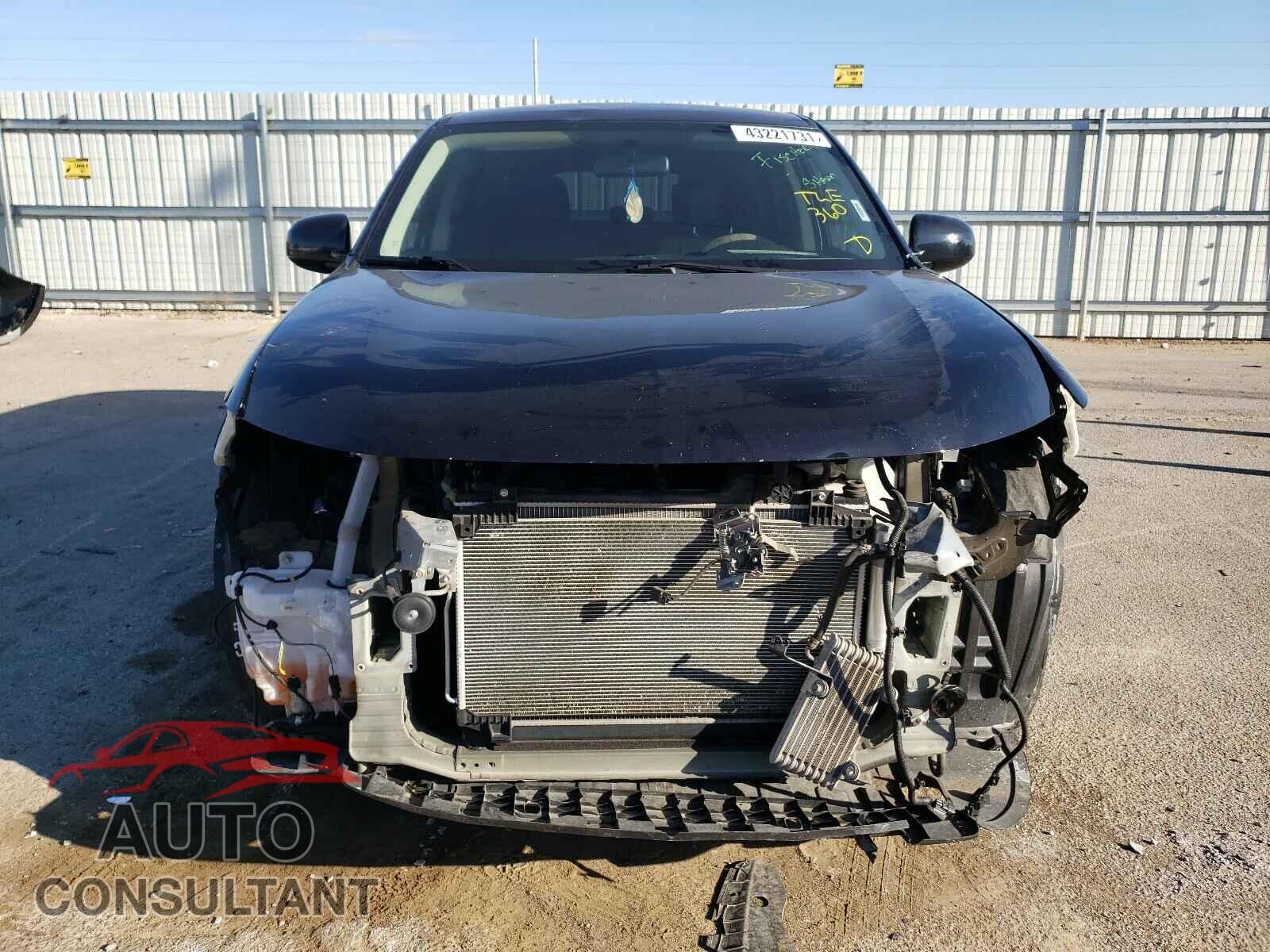 MITSUBISHI OUTLANDER 2019 - JA4AD2A37KZ005251