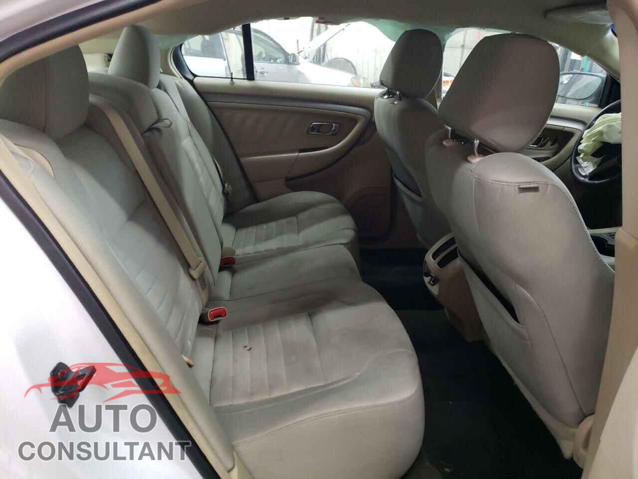 FORD TAURUS 2015 - 1FAHP2D80FG127671
