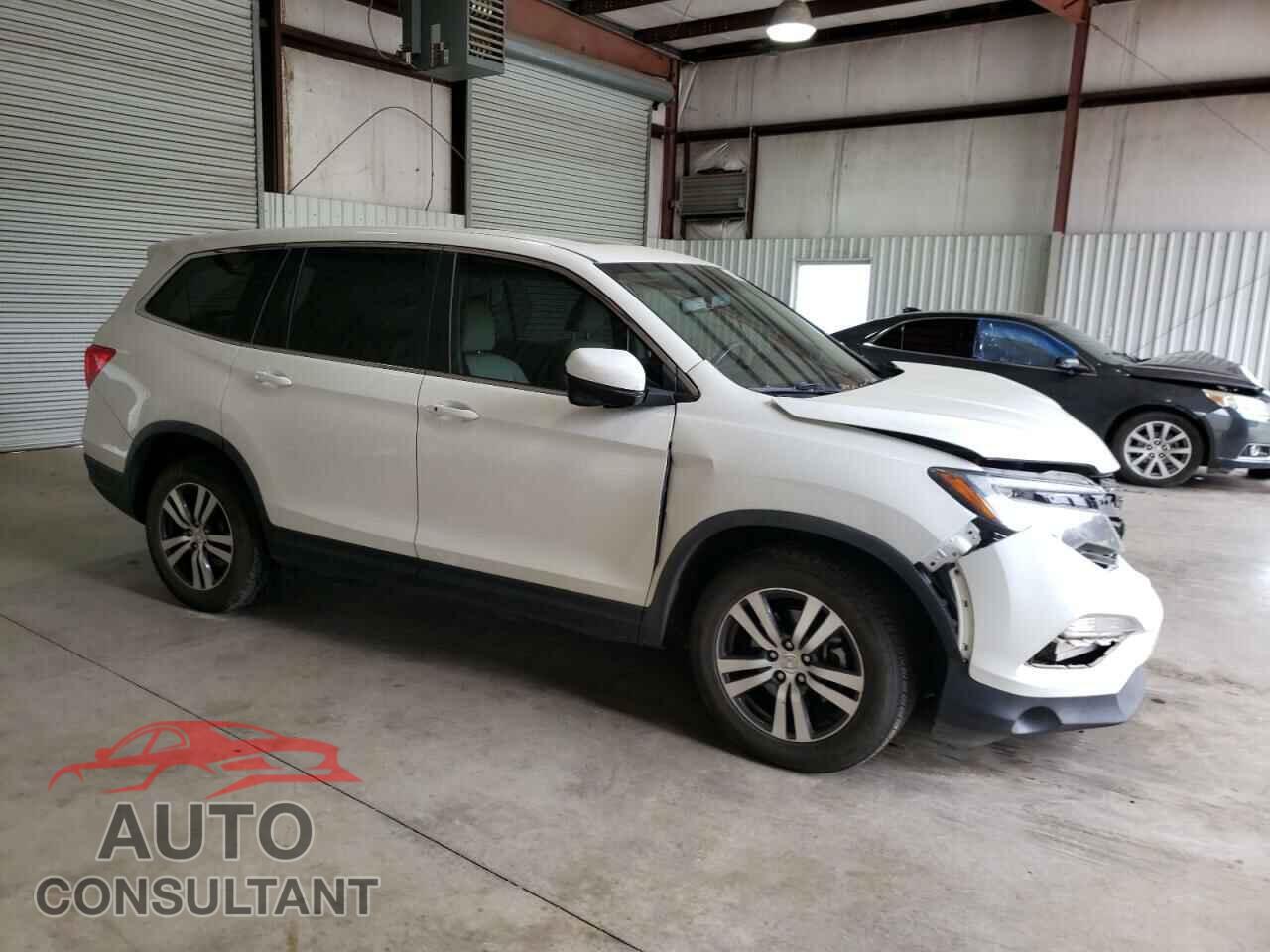 HONDA PILOT 2017 - 5FNYF5H5XHB020428