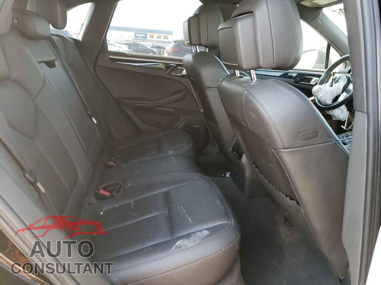 PORSCHE MACAN 2016 - WP1AB2A57GLB51171