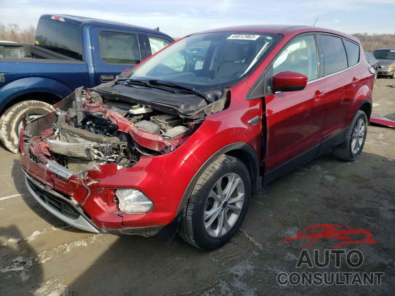 FORD ESCAPE 2017 - 1FMCU0GD4HUE08401