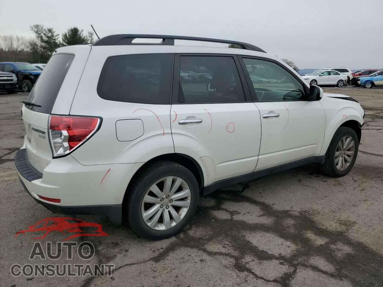 SUBARU FORESTER 2013 - JF2SHADC8DH400568