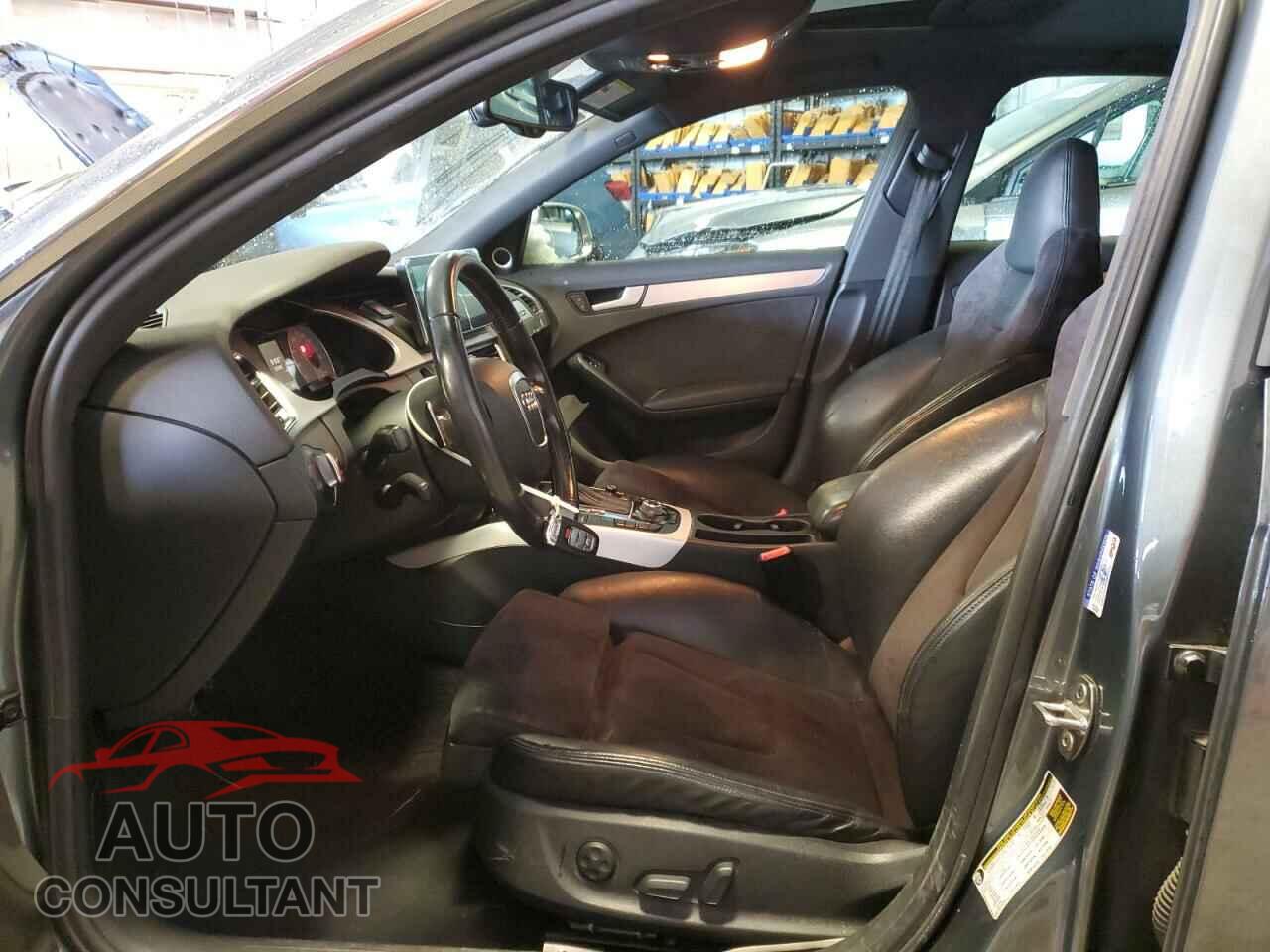 AUDI S4/RS4 2012 - WAUBGAFL7CA038042