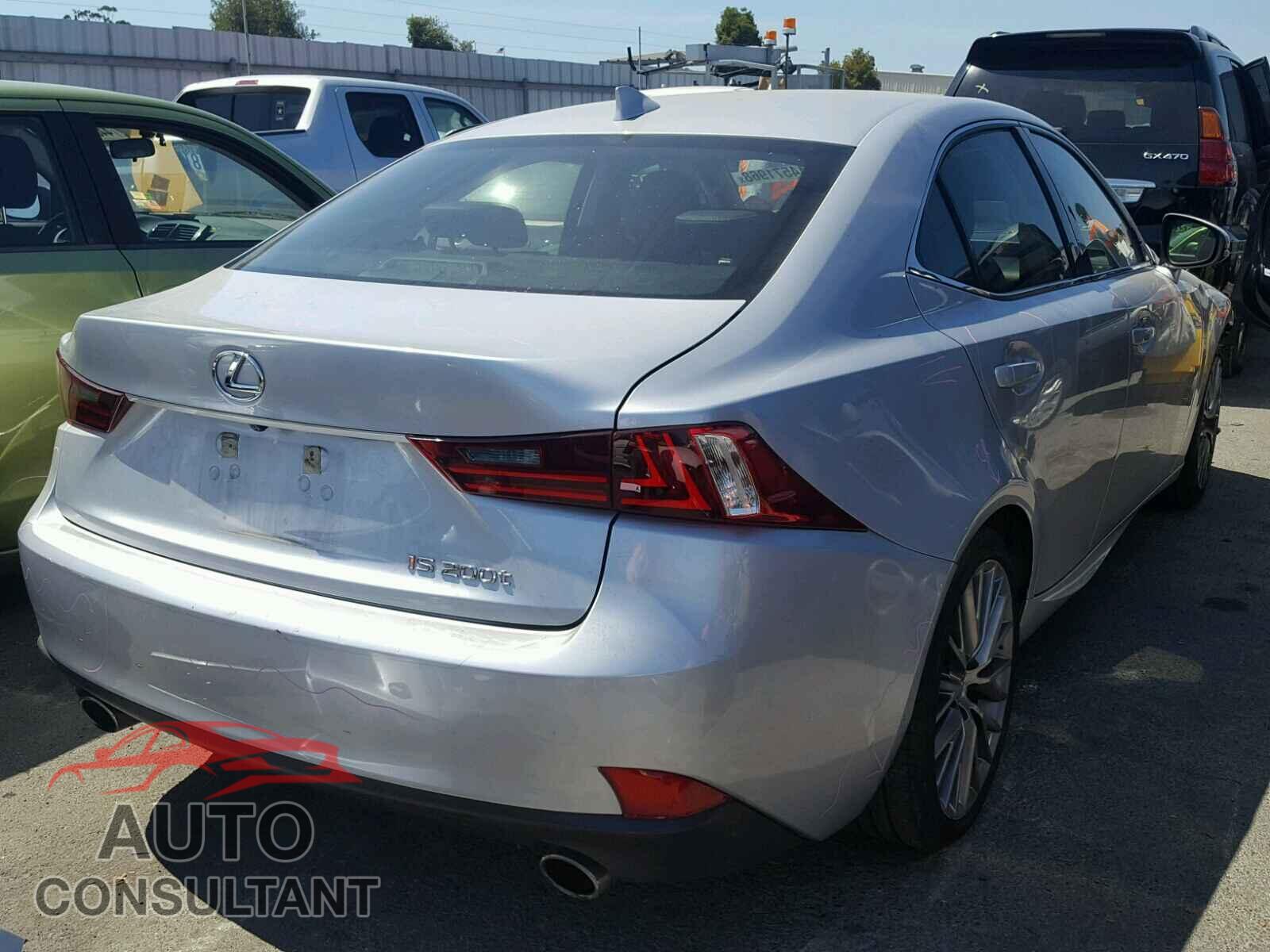 LEXUS IS 2016 - JTHBA1D25G5002832