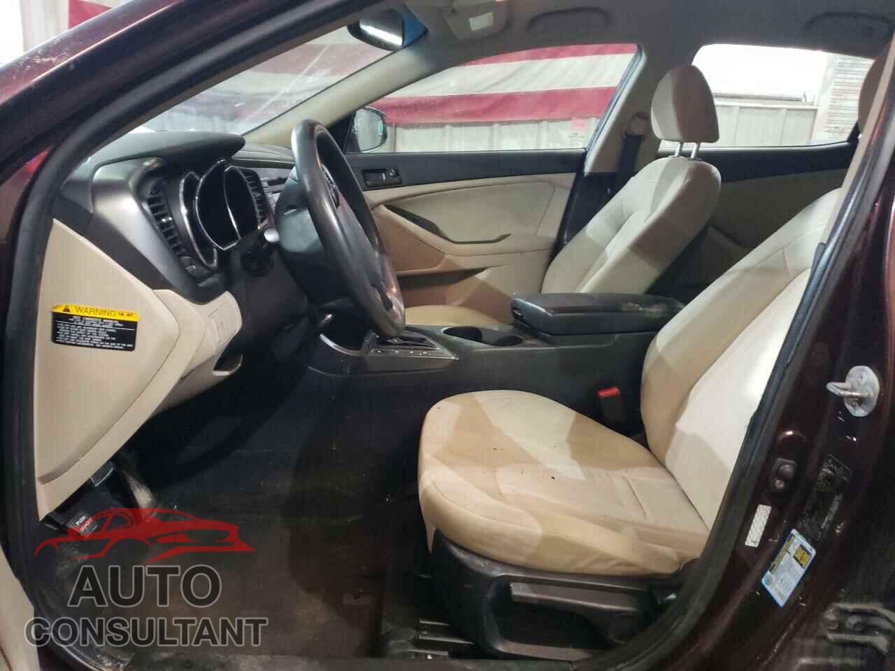 KIA OPTIMA 2011 - KNAGM4A77B5110360