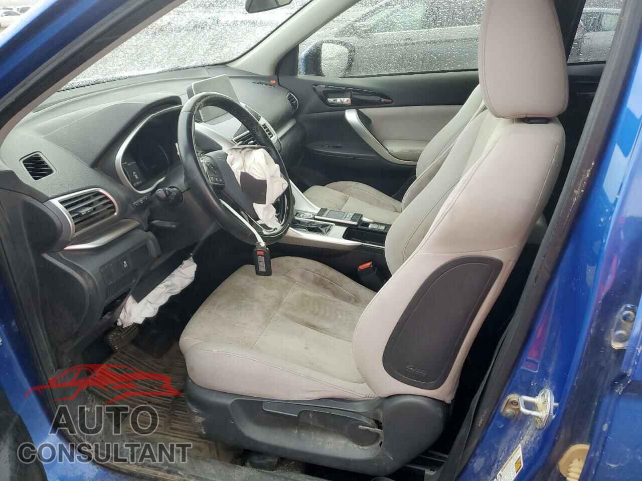MITSUBISHI ECLIPSE 2018 - JA4AT5AA4JZ041867