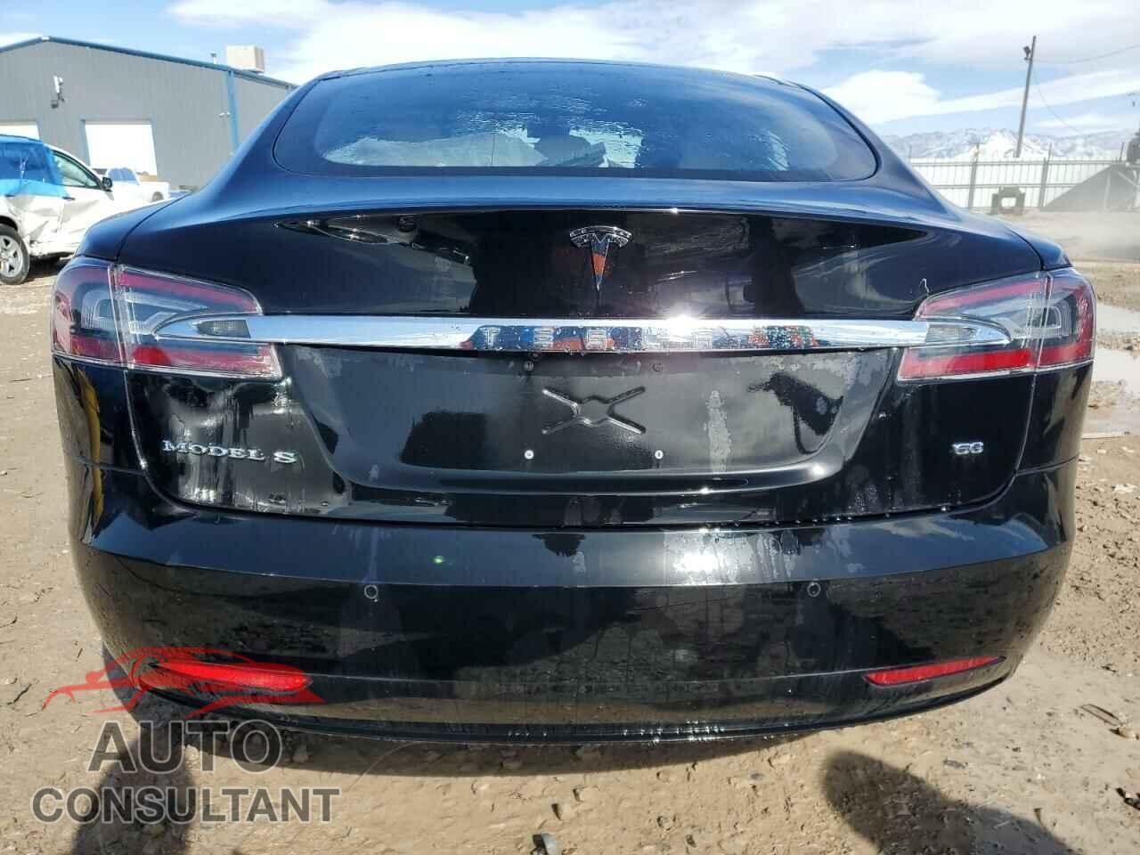 TESLA MODEL S 2016 - 5YJSA1E14GF170662