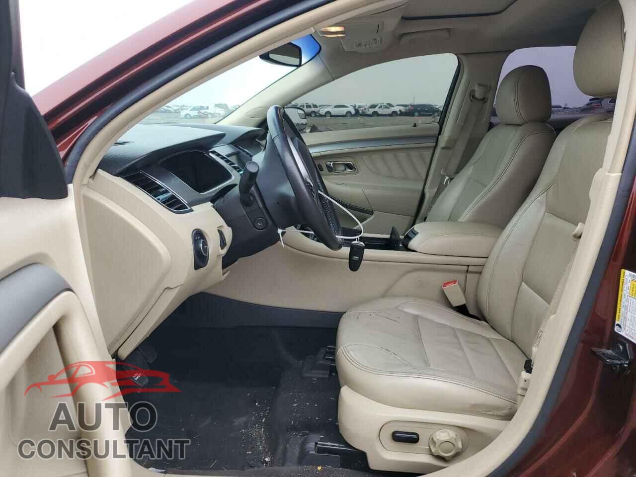 FORD TAURUS 2015 - 1FAHP2E82FG115956