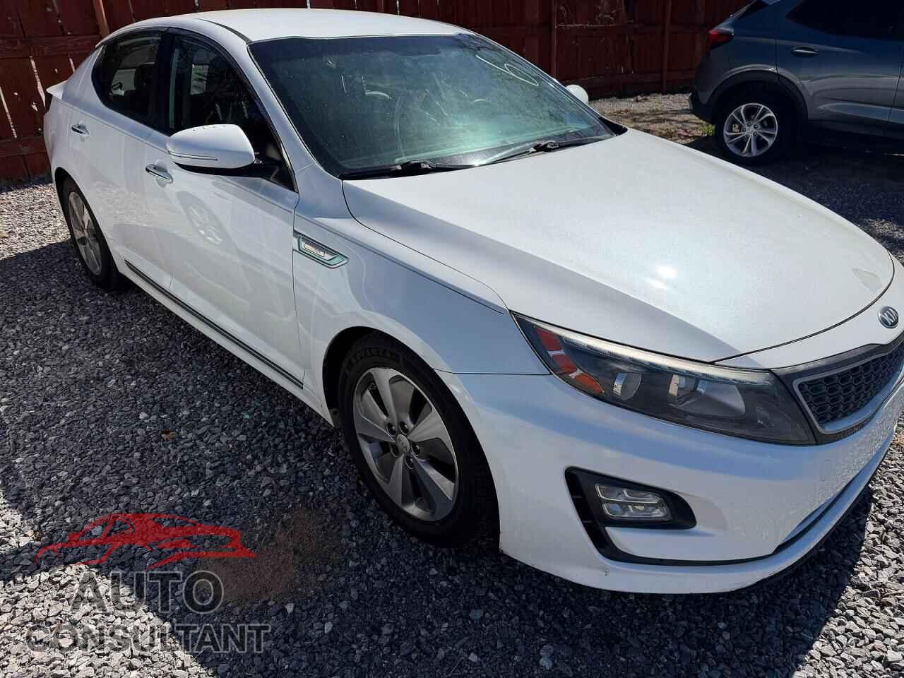 KIA OPTIMA 2015 - KNAGN4AD7F5090247
