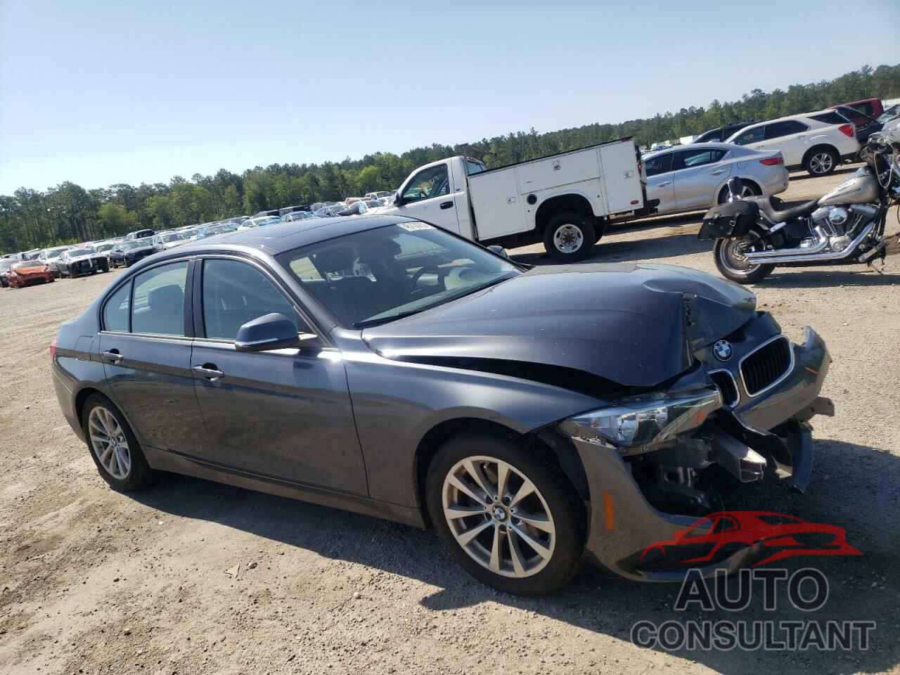 BMW 3 SERIES 2017 - WBA8E1G55HNU14026