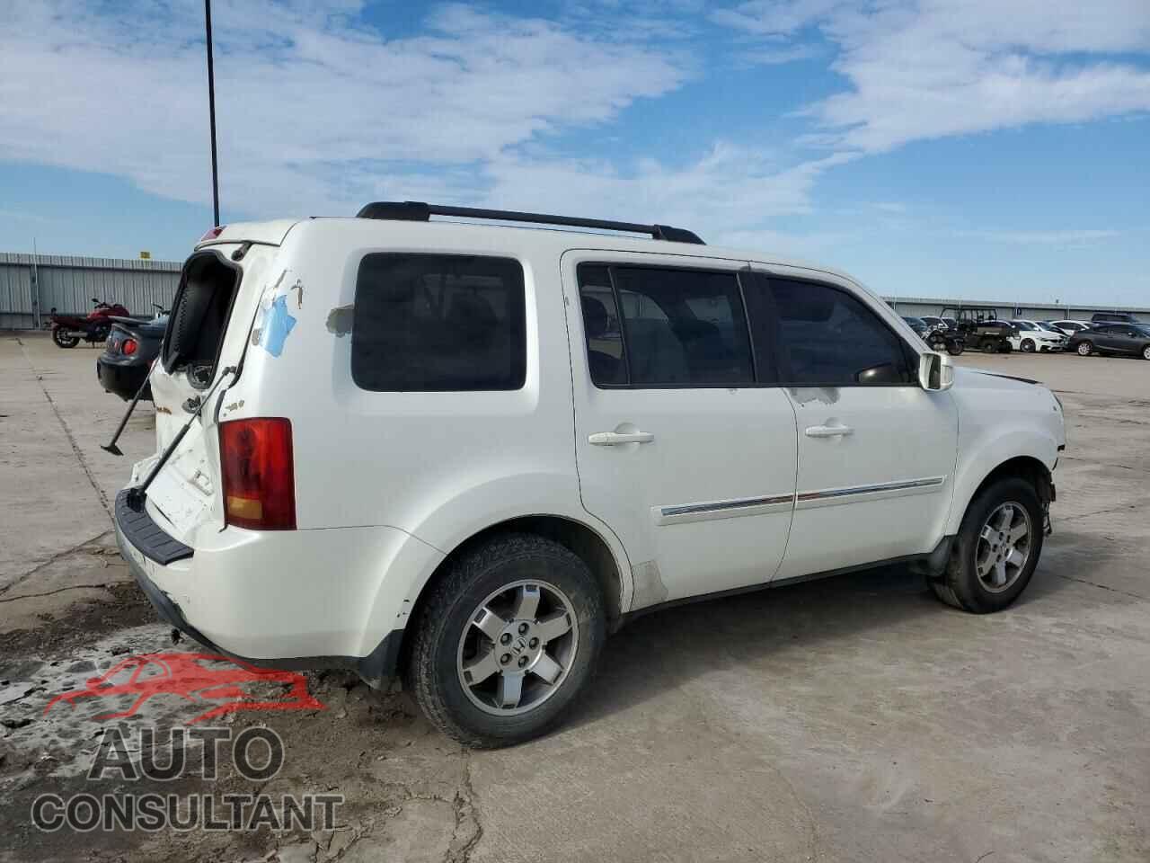 HONDA PILOT 2011 - 5FNYF3H90BB034868